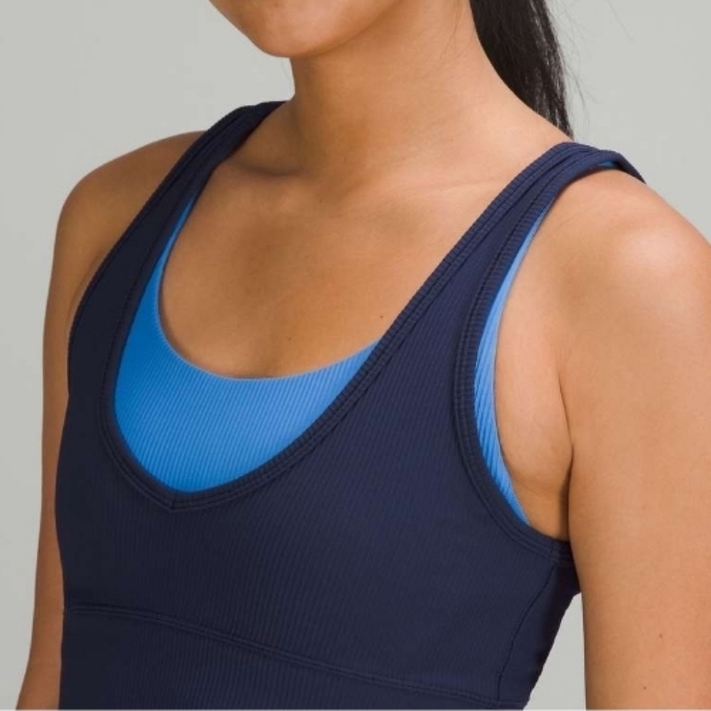 Lululemon Power Pivot Ribbed Tank - Picture 2 of 10